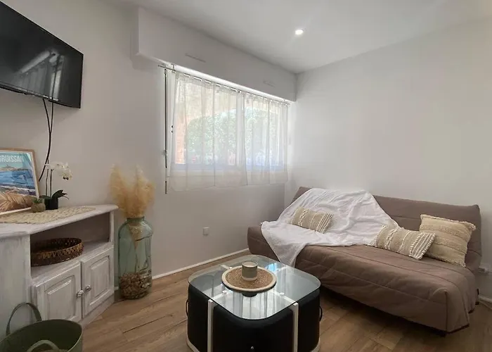 Mon Petit A La 아파트 그륏상